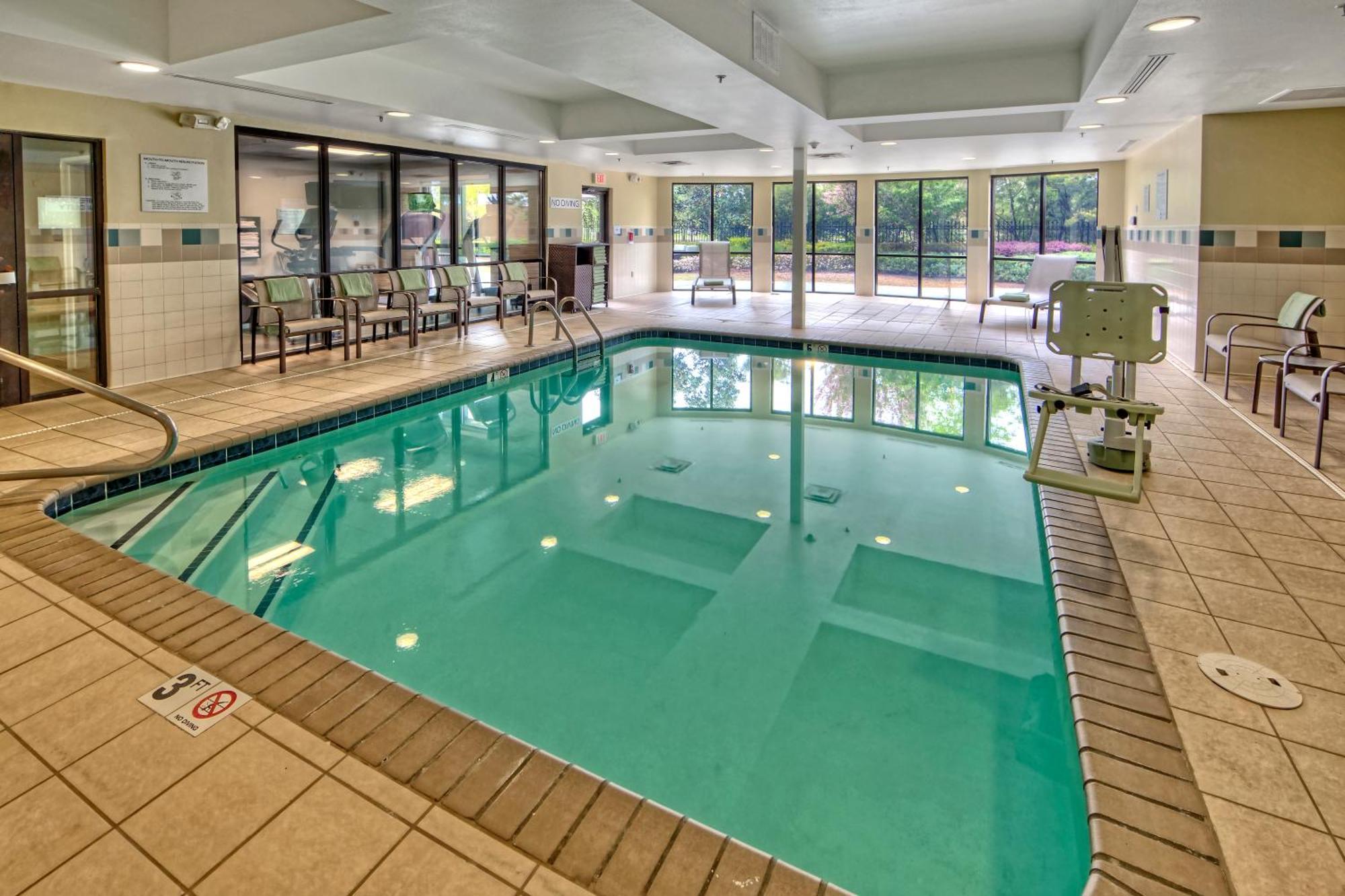 Courtyard By Marriott Memphis Southaven Hotel Ngoại thất bức ảnh