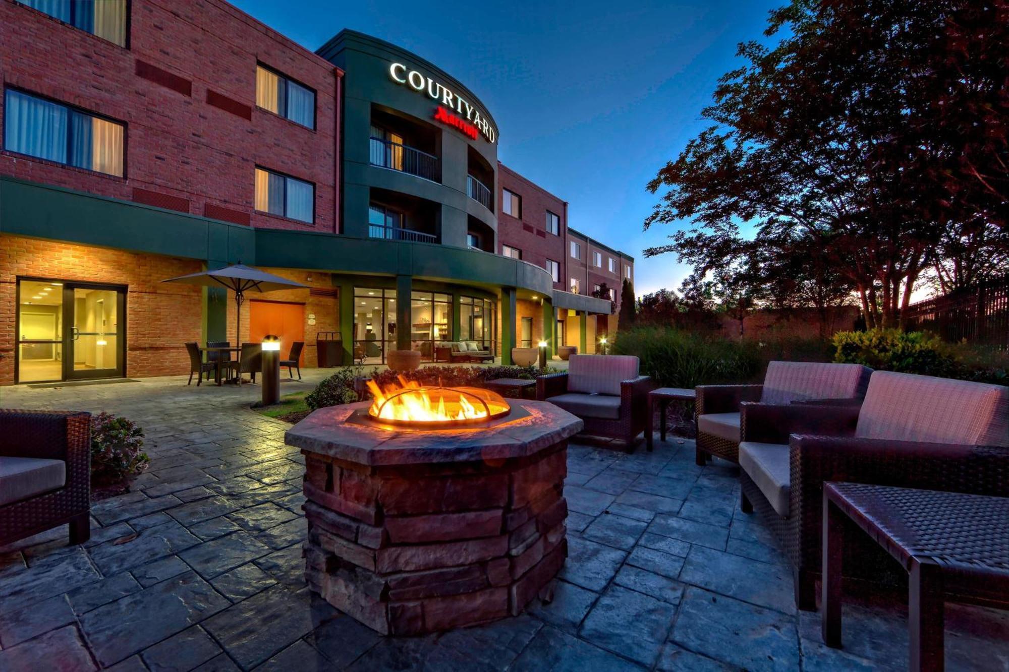 Courtyard By Marriott Memphis Southaven Hotel Ngoại thất bức ảnh